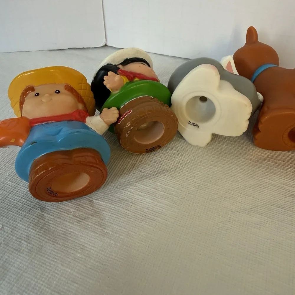 Fisher Price Little People Lot Of 9 KJ925 ANIMALS SOUNDS FARM Figures Apples Hay